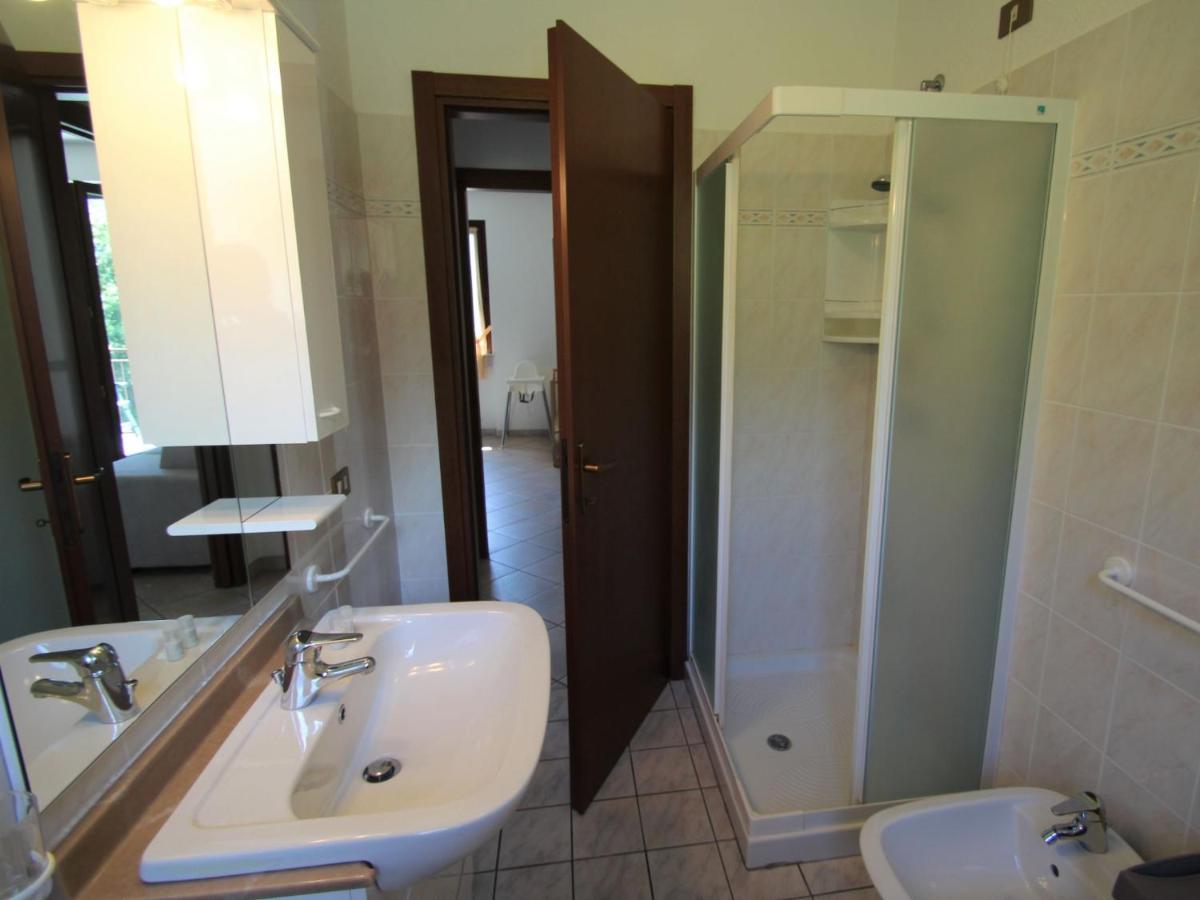 Apartment La Rocca By Interhome Porto Valtravaglia Extérieur photo